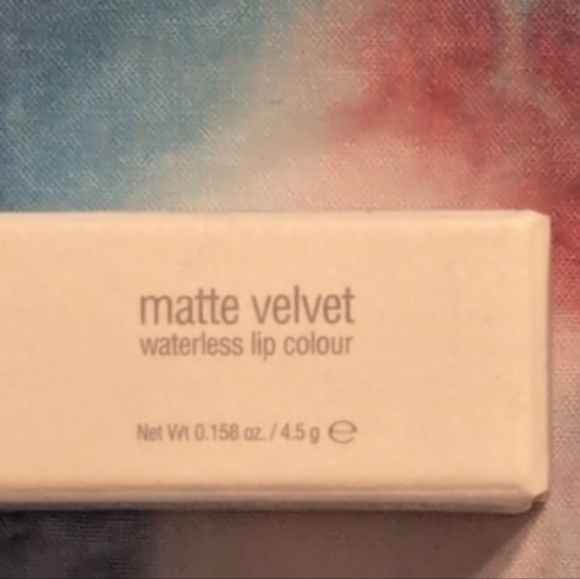 Pinch Of Colour Matte Velvet Lip Color - Sophia - New In Box - Picture 7 of 9